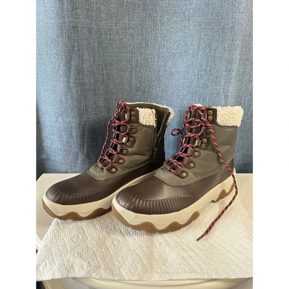 Sperry Women's Acadia Olive‎ Winter Boots STS88854